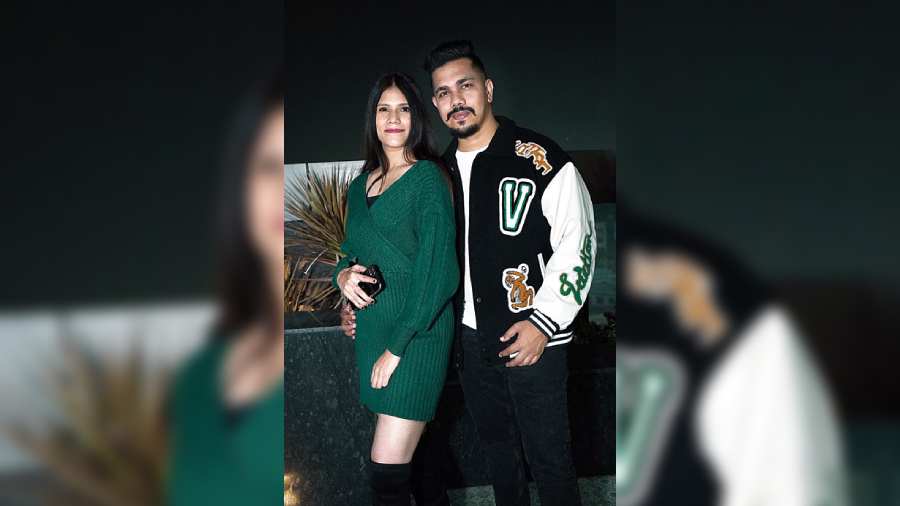 Diksha and Palas Ramchandrani were the bestdressed couple in the party zone. He looking dapper in a casual jacket and classic black jeans and she oozing charm in a bottle green pullover dress with knee-high boots, were showstoppers all the way