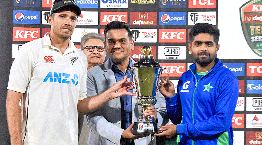 Sarfaraz Ahmed Leads Pakistan To Thrilling Draw With New Zealand ...