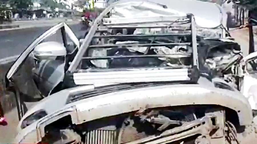 Accident | 2 Die In Collision On Foggy Road On Outskirts Of Siliguri ...