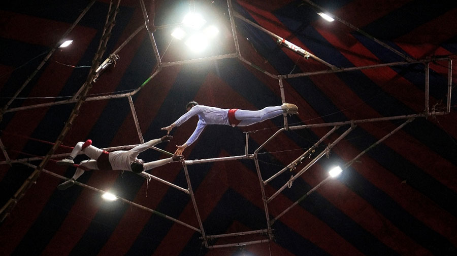 The trapeze act