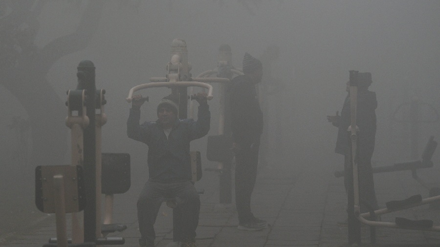 The cold wave spell in Delhi has been so intense that the national capital has recorded a minimum temperature lower than that of most places in Himachal Pradesh and Uttarakhand for five days on the trot.