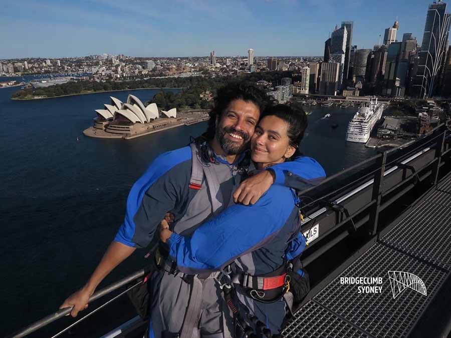 Post their February 2022 wedding, Farhan Akhtar and Shibani Dandekar went sky-diving and climbing bridges in Sydney. 