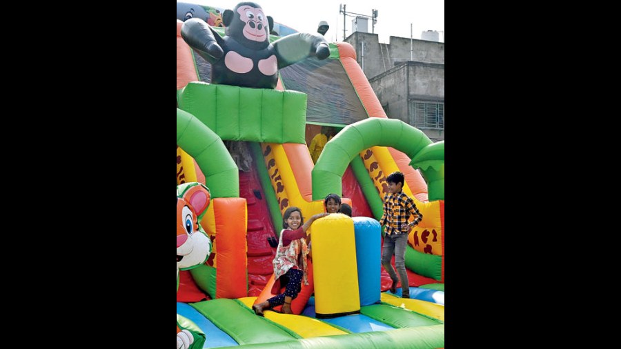 The jungle-themed bouncy castle was a major attraction as it lured kids in hordes who enjoyed themselves thoroughly