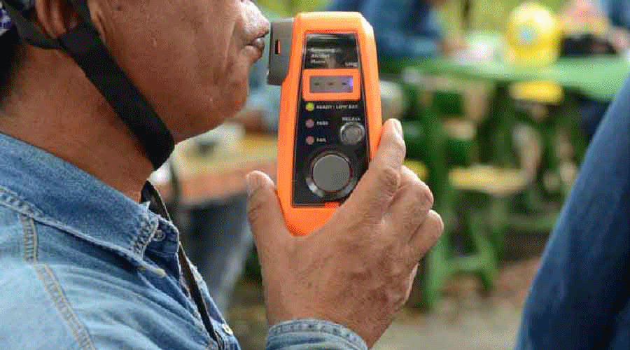 Breathalyser test in Kolkata bars not mandatory, says senior police officer 