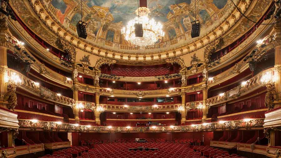 The Théâtre Royal de la Monnaie inspired the sketches of the opera in ‘The Seven Crystal Balls’ 