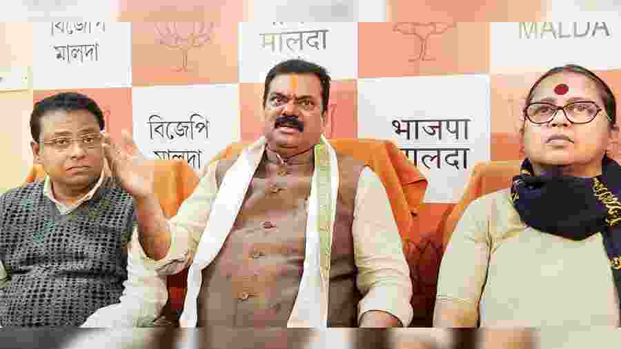 Pradhan Mantri Awas Yojna Pmay More Central Team To Visit Bengal