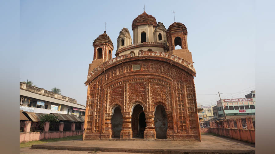 The 17th century Navaratna Radhabinod temple