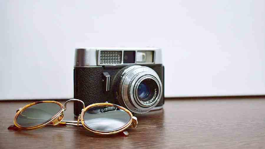 Where to Find Secondhand Vintage Digital Cameras