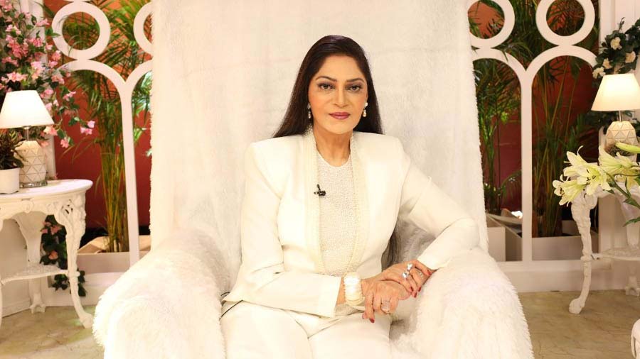 Simi Garewal | Simi Garewal to host a talk show with Bigg Boss 16  contestants tonight - Telegraph India