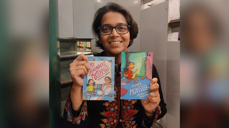 Vidyarthi poses with her two books