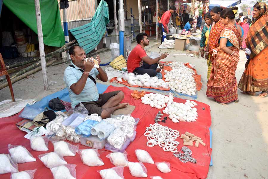 Devotees on a shopping spree at Gangasagar Mela