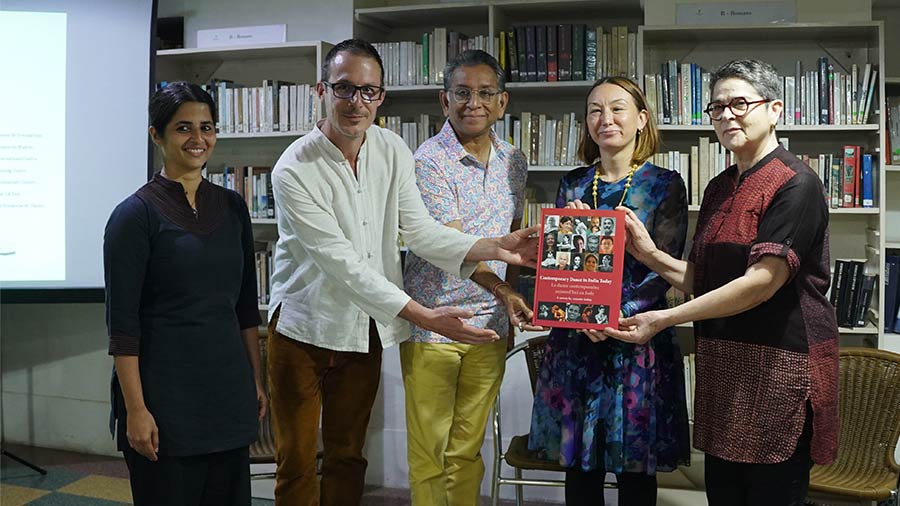 (L-R) Dancer Anoushka Kurien, Cyrille Larrieu, Ranvir Shah, the French consulate general in Pondicherry and Chennai, Lise Talbot Barre, and Annette Leday at the book and movie launch at Chennai 