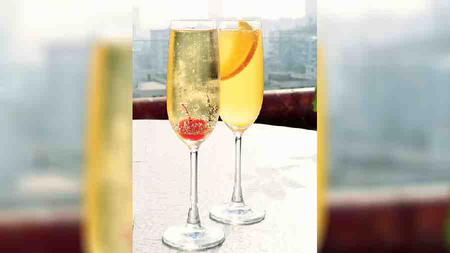 Raise a toast to Sunday with a series of bubblies on the menu. We sipped on Bellinis and proseccos.