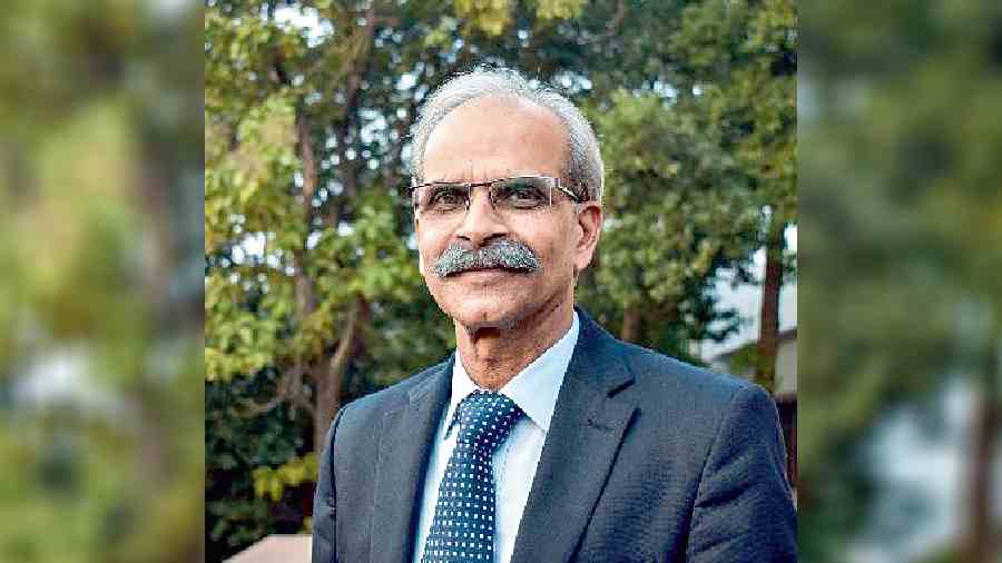 Legal IIT Kharagpur Boss Pleads For Deferral Of Appearance Calcutta 