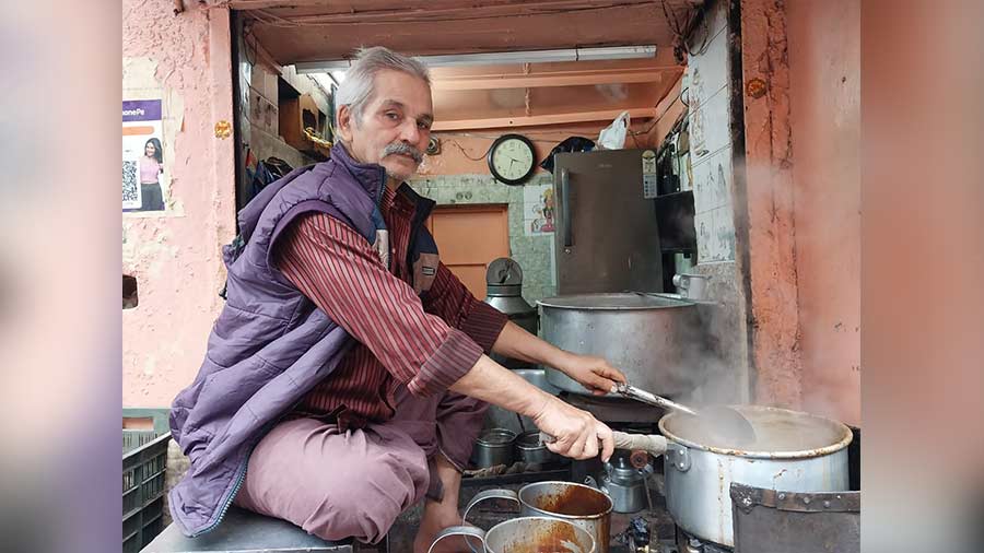 This six-decade-old tea shop in north Kolkata is a hidden gem