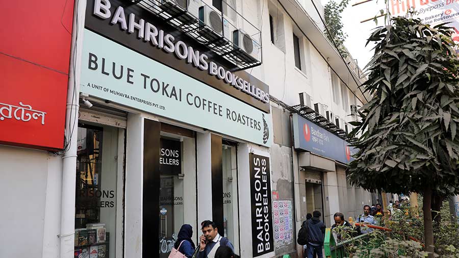 Entrance to the bookstore and Blue Tokai Coffee Roasters outlet