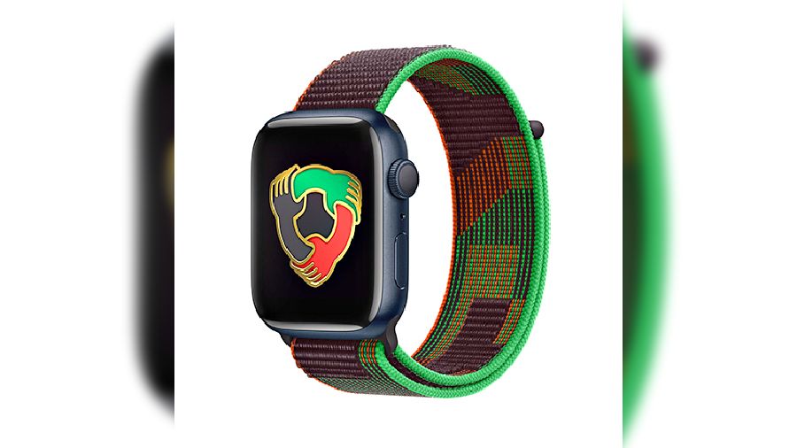 The Unity Mosaic watch face incorporates geometric shapes in green, black, red, and yellow, and the yellow accent can be personalised with other colours 