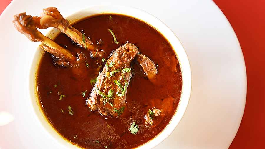 Junglee Murgi: It may look like a regular chicken curry but it is cooked with desi murgi (country-breed chicken). This spicy red preparation perfectly accompanies steamed rice, pulao or roti.