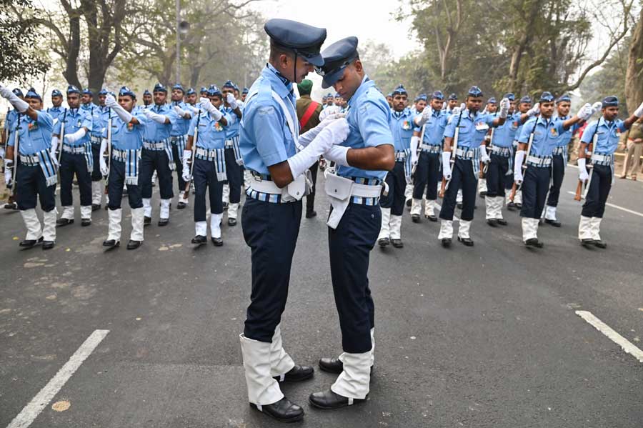 Indian Air Force personnel during a full dress rehearsal for the Republic Day parade in Kolkata on Tuesday