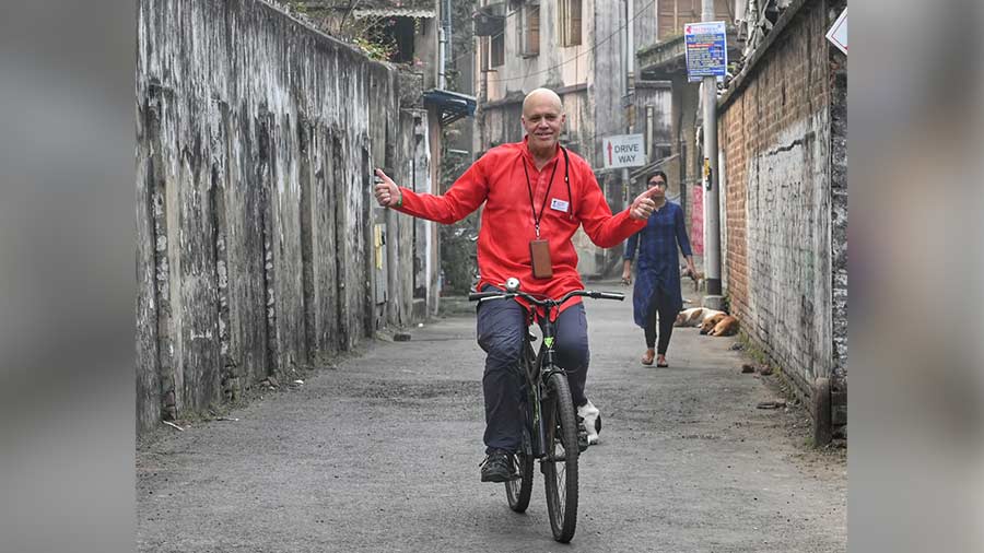 After traveling 11,000km, Hans Verdonschot is in Kolkata