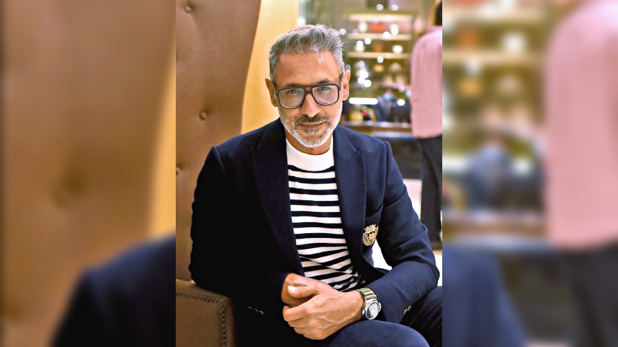 Nikhil Mehra on his recent Calcutta trip was dressed sporty-cool and comfortable. “I like fabrics that stretch,” he smiled.