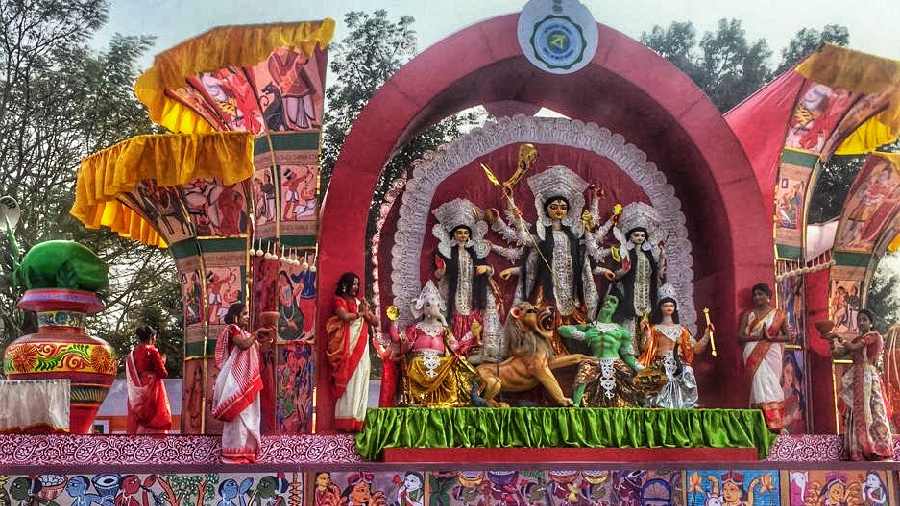  Tableau on intangible Heritage to Durga Puja by I & CA department.