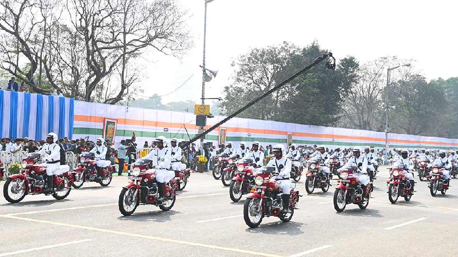 A contingent of the Kolkata traffic police in the parade