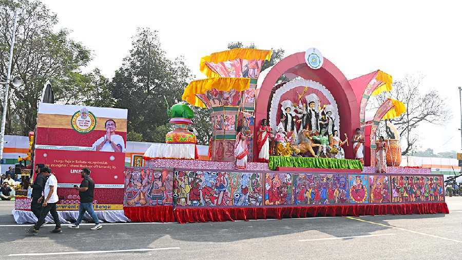 A tableau on Red Road after the parade thanks Unesco for the inclusion of Kolkata’s Durga Puja on the list of “intangible cultural heritage”