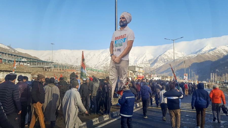 A huge cut-out of Congress leader Rahul Gandhi for the Bharat Jodo Yatra in Banihal, J & K, Friday, January 27, 2023.