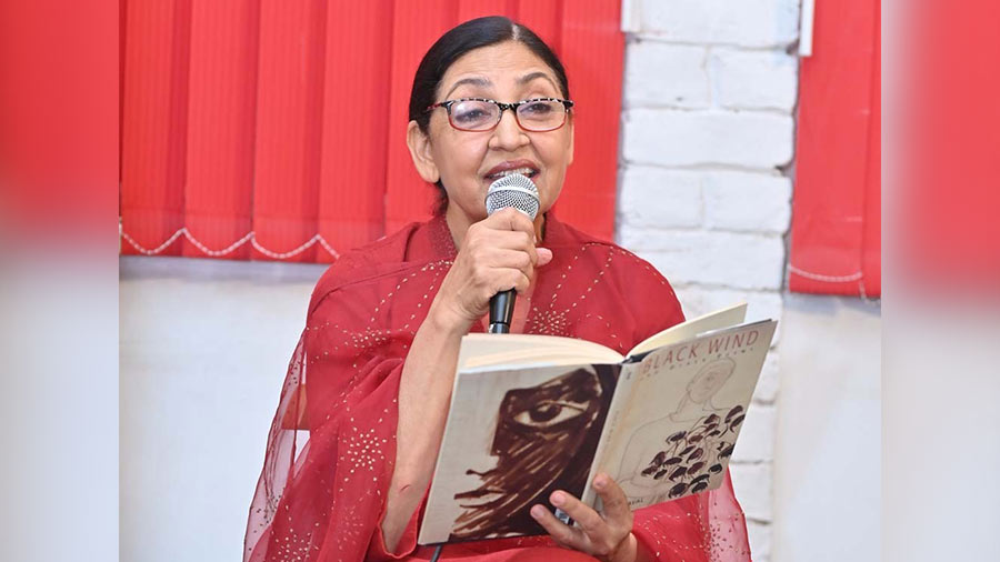 Deepti Naval was also a speaker at the Poetry Cafe hosted as part of the AKLF