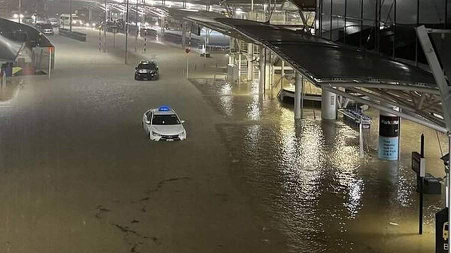 The country’s National Institute of Water and Atmospheric Research said it was the wettest single day on record for multiple locations in Auckland.