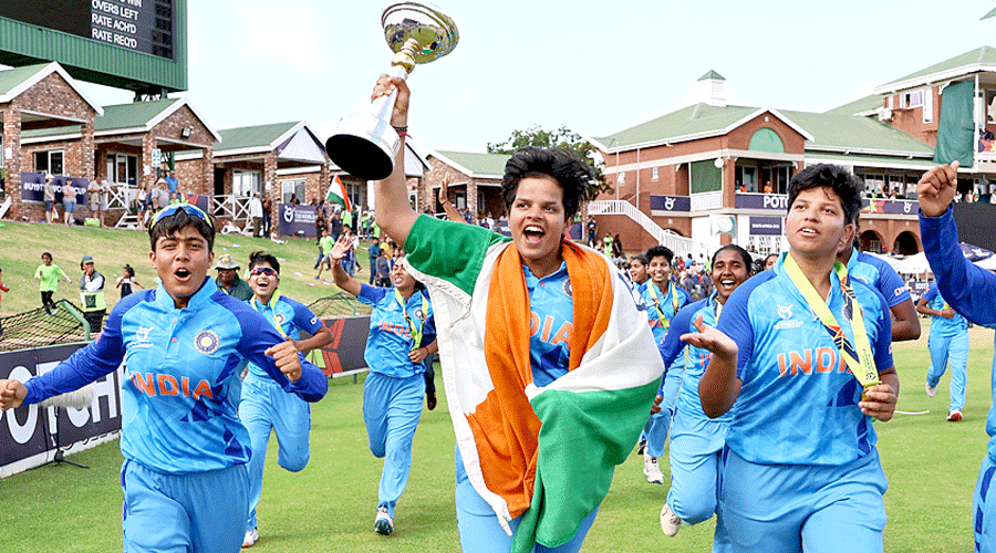 U-19 girls on top of world after big win