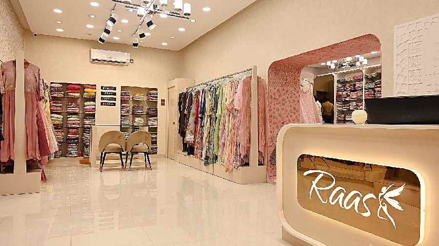 Spread across 1,600sq ft, the newly opened store Raas stands pretty in soothing hues of beige, white and pink that complement its eclectic and multi-colour display. 