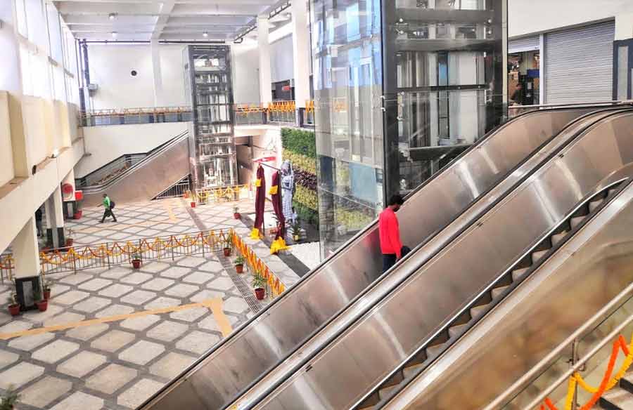 The station was decorated as a part of the mandatory inspection by the commissioner of railway safety (CRS) for the newly constructed Orange Metro line between Kavi Subash and Hemanta Mukherjee stations