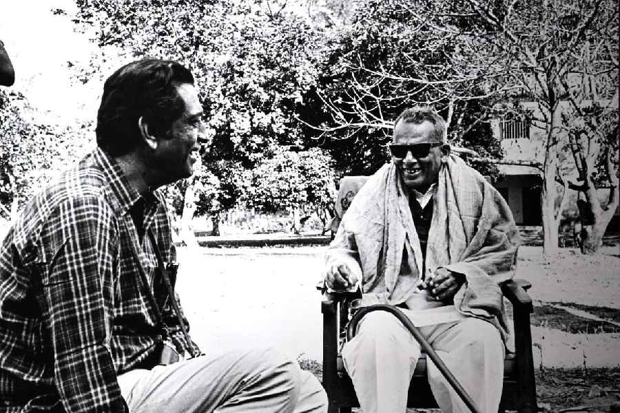 Satyajit Ray with Benodebehari Mukherjee