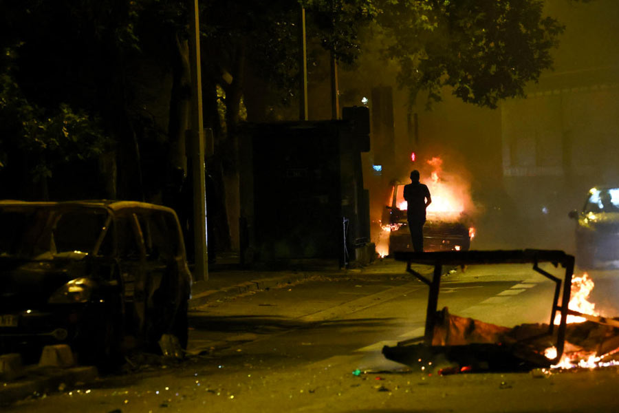 France | Riots rock France ahead of funeral of teenager shot by police ...