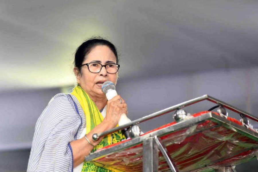 Mamata Banerjee | How Will Mamata Banerjee’s Absence From Campaigning ...