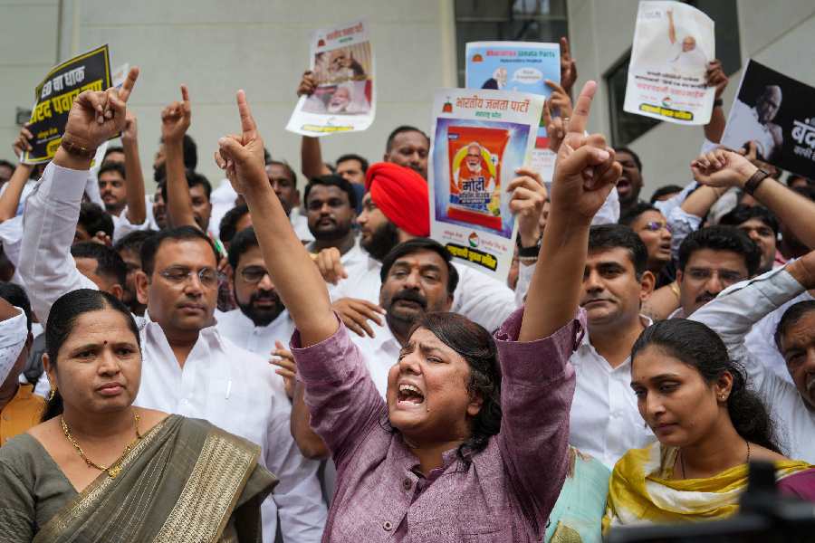 Sharad Pawar | Posters Outside Sharad Pawar's Residence: '83-year-old ...