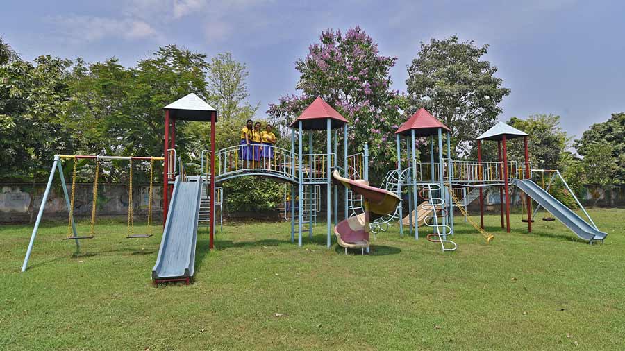 The school makes learning enjoyable for the girls by giving them ample greenery to play in