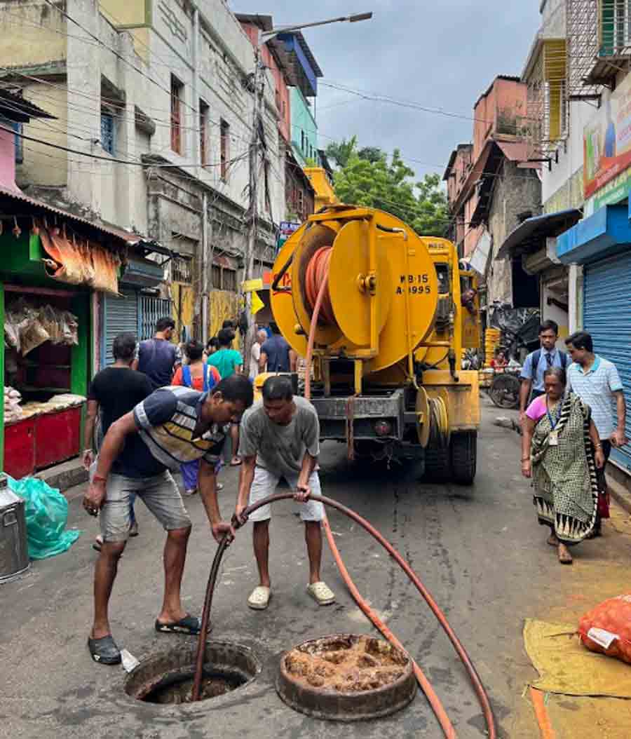 The Solid Waste Management Department of Kolkata Municipal Corporation (KMC) cleared drain channels on Tuesday at Baithakhana Road ward no 49 to prevent water logging in the area   