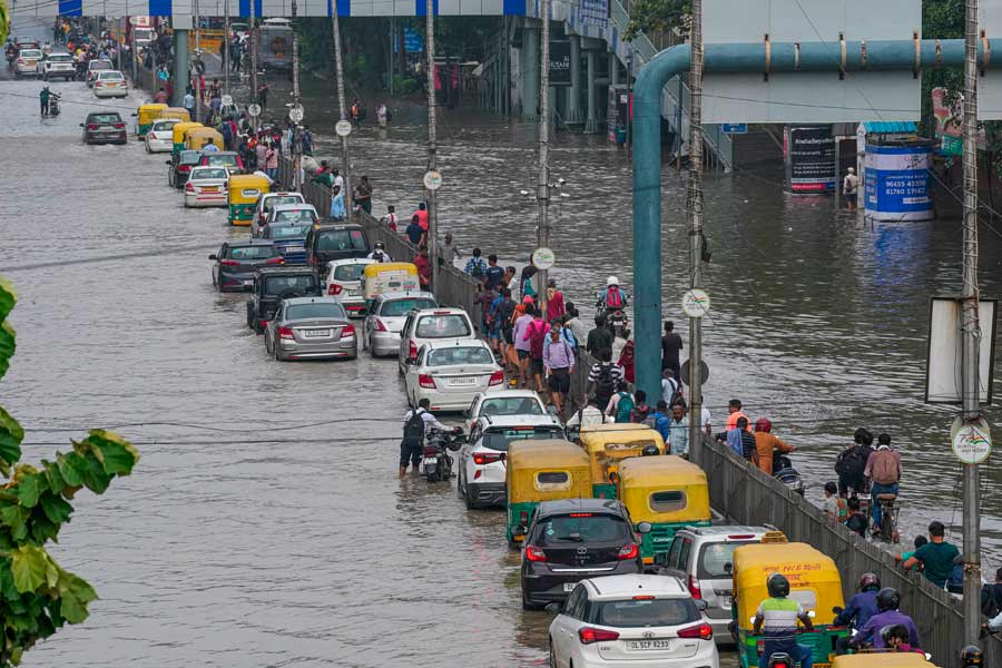 Delhi flood ITO area in Delhi reopens for traffic after days of