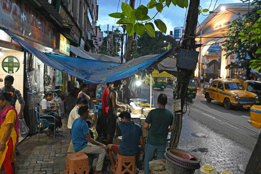 Hawkers' stalls in front of Medical College Hospital on Bidhan Sarani on Saturday. 