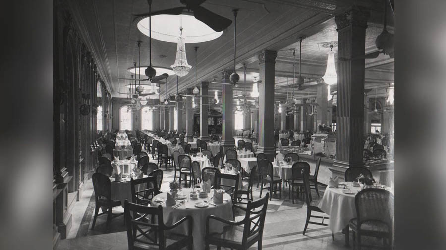 The grand ballrooms of Firpo’s, the venue for many a performance, were the highlight of the restaurant