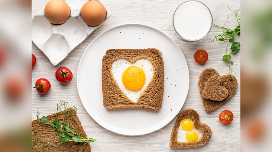 Eggs are not only soul-satisfying, but loaded with benefits that doctors also cannot refute