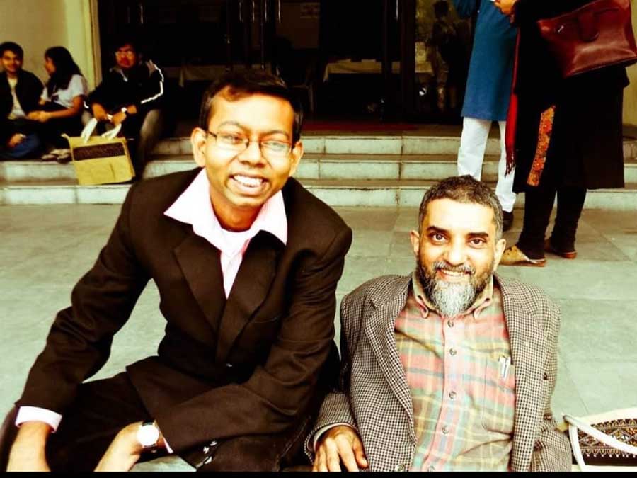 ‘He was very well-loved,’ Sayantan Dasgupta, associate professor  of the JU Comparative Literature department, told  My Kolkata after the memorial meet