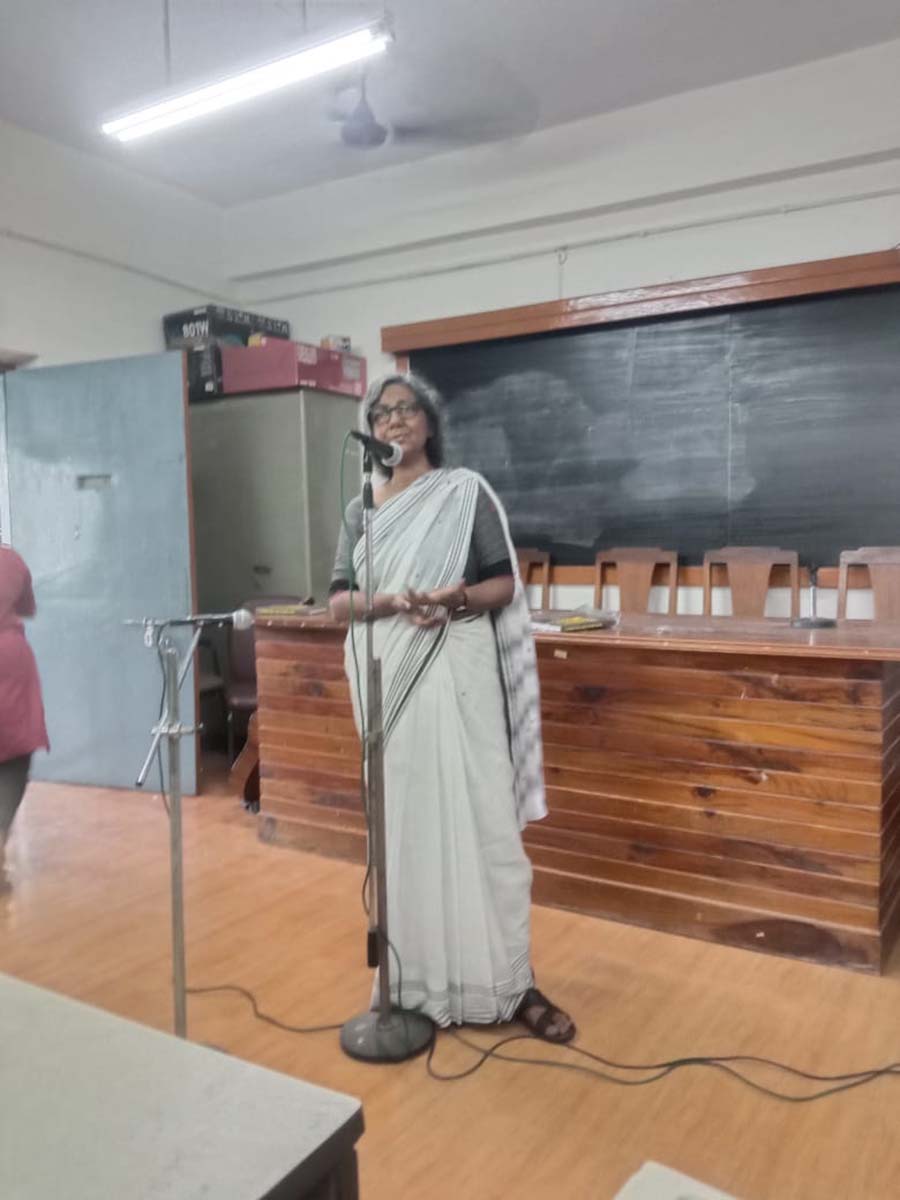 Singer and academic Moushumi Bhowmik (in picture) addressed the gathering. Academician and actress Trina Nileena Banerjee also attended the programme