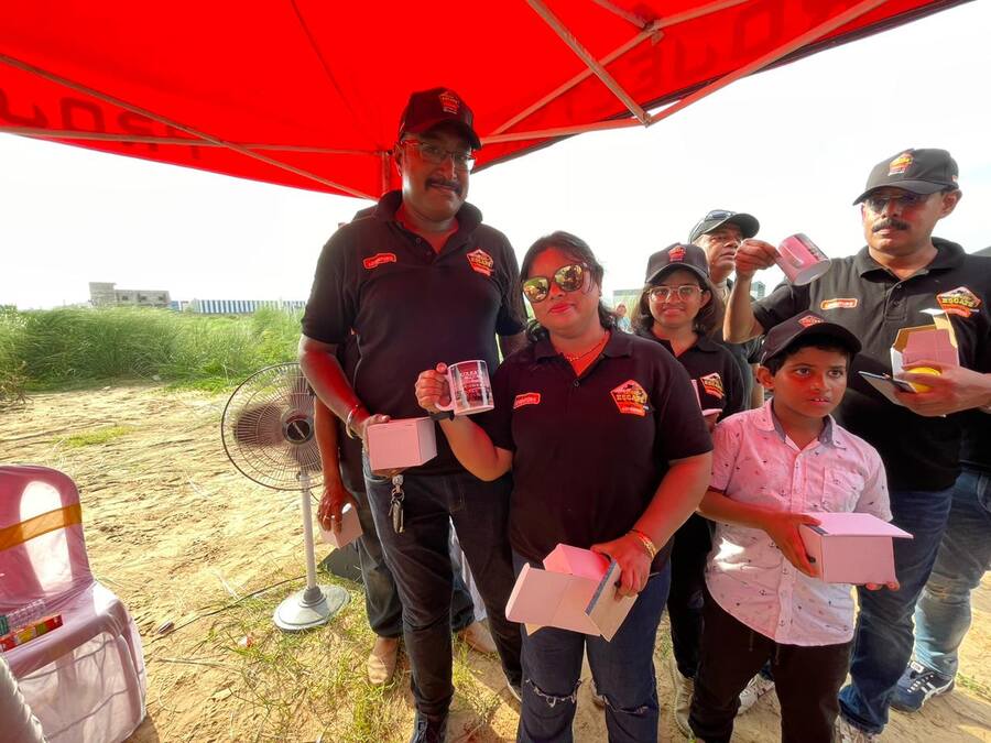 The event went on till 4 pm and several games were organised for the participants. There were lavish arrangements for breakfast and lunch