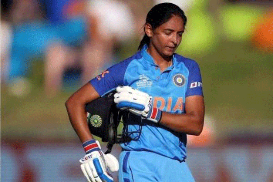 India Vs Bangladesh | Harmanpreet Kaur Set To Be Slapped With Heavy ...