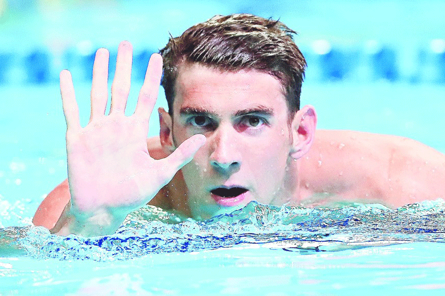 French torpedo Marchand smashes Phelps' 15-year record at worlds