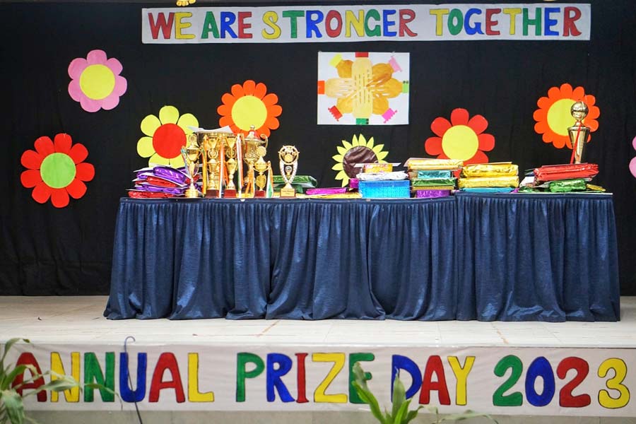 The stage was a riot of colours with carefully crafted flowers and banners lent it a unique charm. The banner “We Are Stronger Together” exemplified the spirit of IICP.   The event started with a short welcome address by Madhurima Dasgupta, vice-principal, Centre for Special Education (the school unit of IICP), and by Amrita Roy, coordinator, Centre for Special Education.   Students of the Centre for Special Education and Jugnu (a School Readiness and Nutrition Program, under the aegis of Centre for Special Education) put up a performance. Suchetana Mukherjee, principal of the Centre for Special Education, IICP unit, gave a presentation on the school after which the prize distribution got underway. The audience, which mostly consisted of parents of students and current and former employees of IICP, cheered enthusiastically for the students as they received their awards